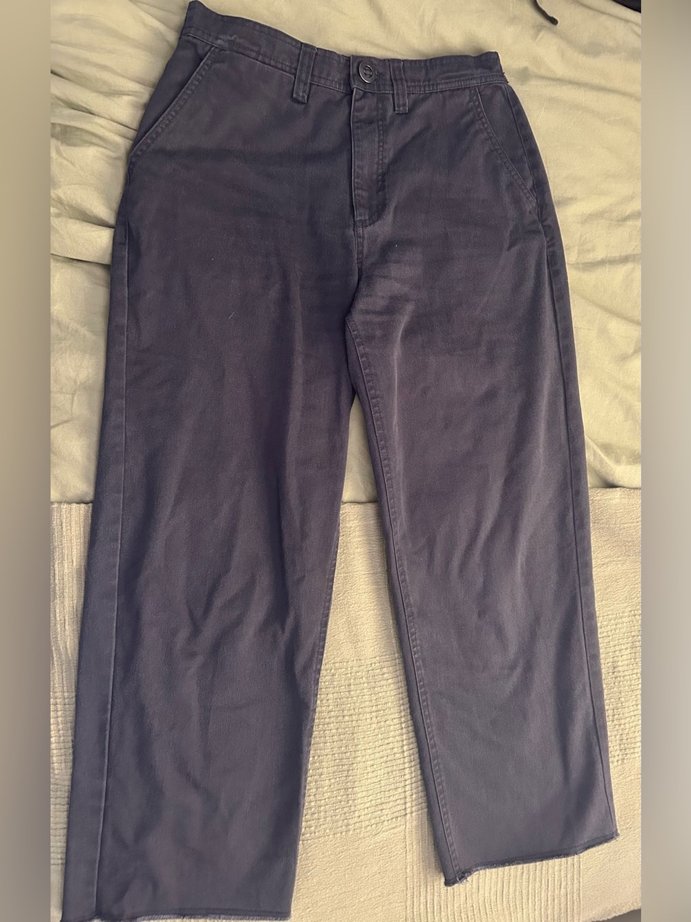 Volcom women’s Dark Navy wide leg Chino Pants.